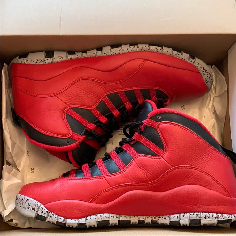 Air Jordan 10 Retro 30th- Bulls over Broadway
